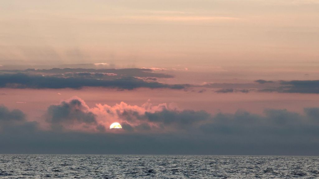 img_20250909_0645541716655535463247659906